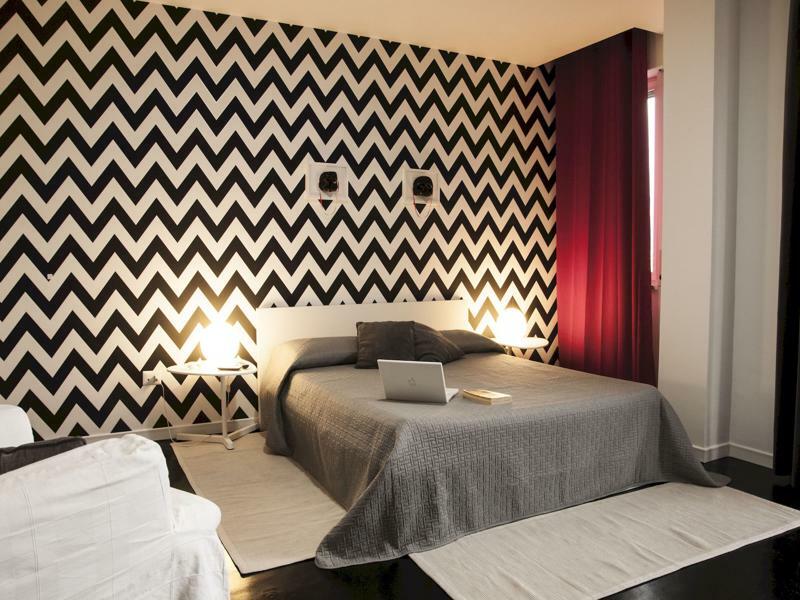 Il Faro Apartment Наполи Екстериор снимка